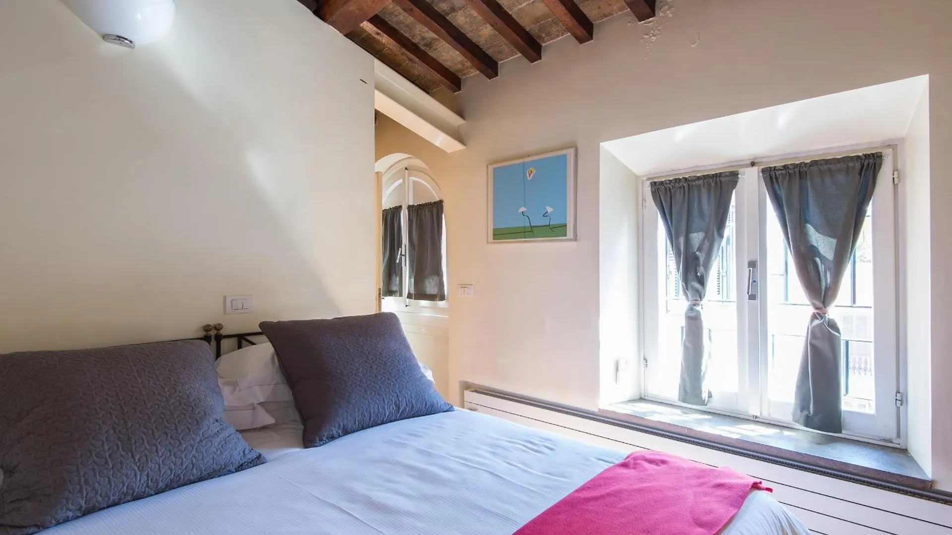 Spanish Steps Vittoria Apartment Rome 0*,  Italië