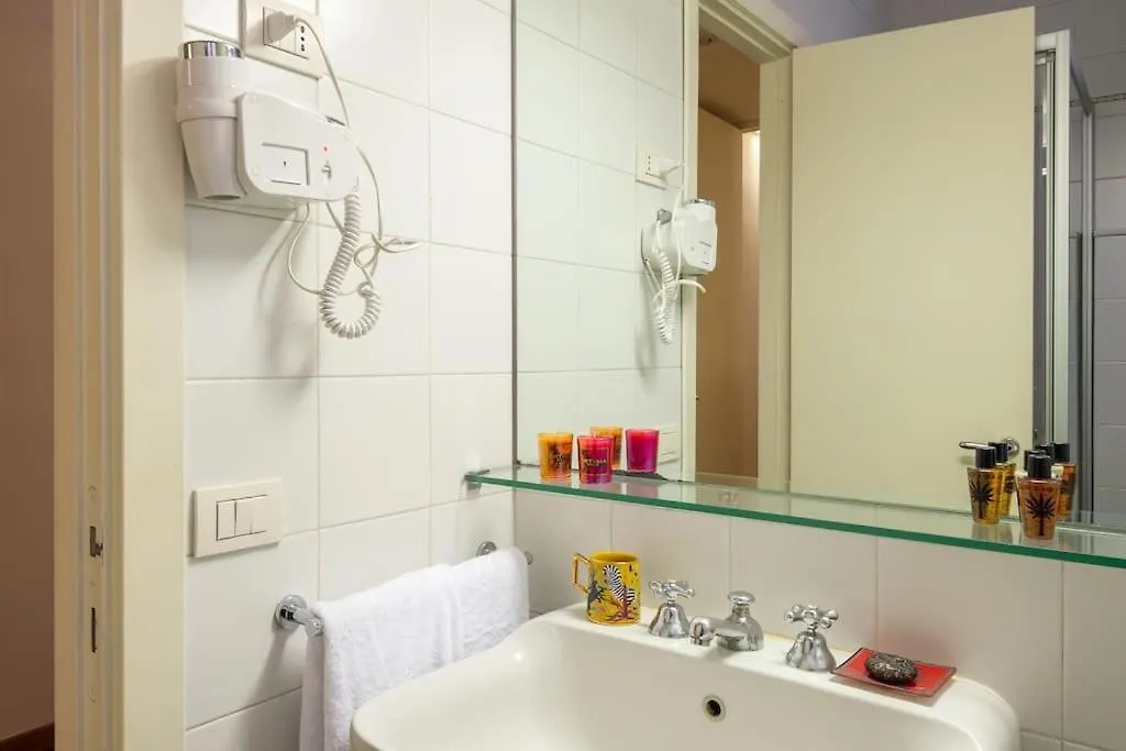 Spanish Steps Vittoria Apartment Rome Italy