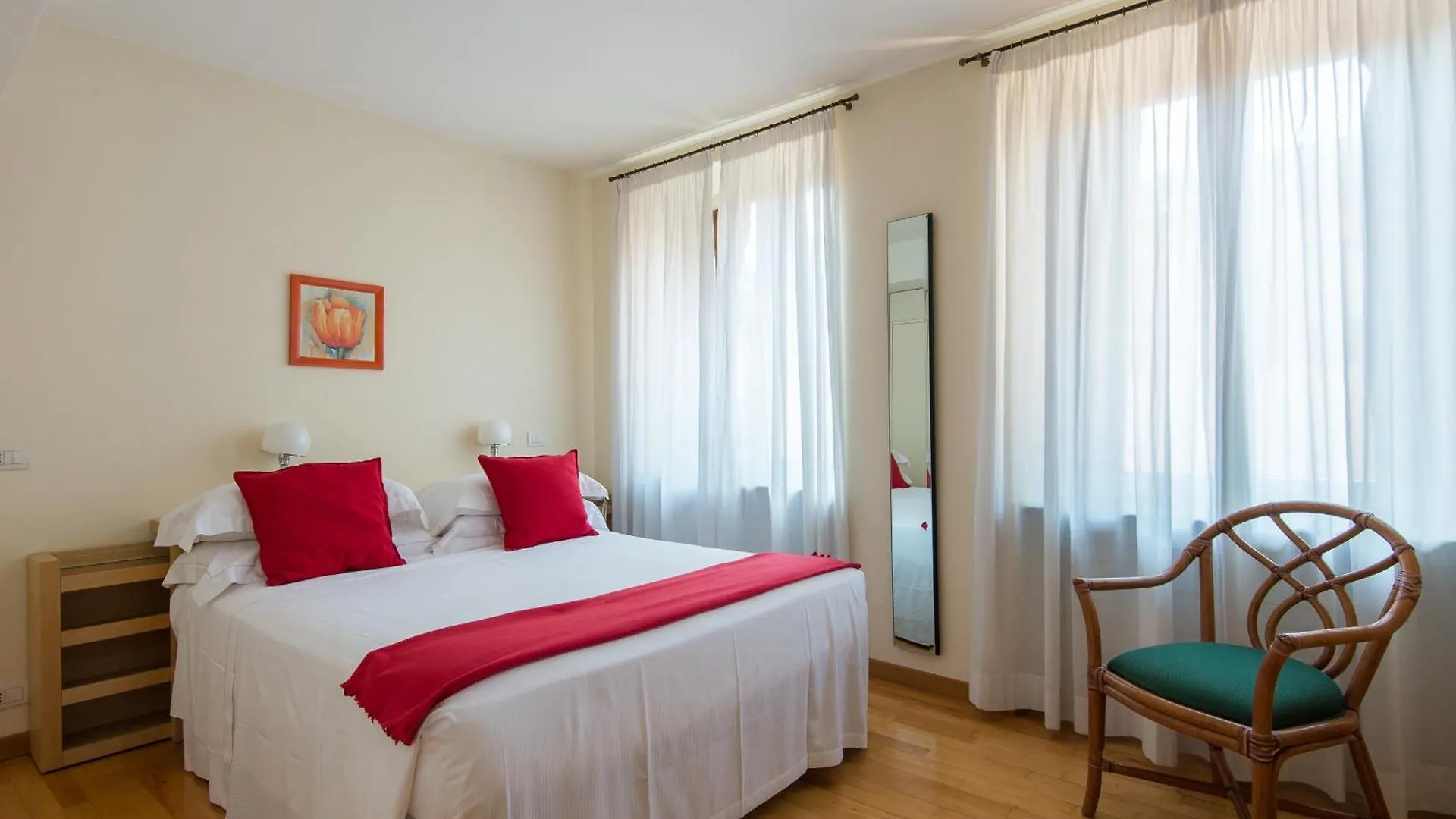 Spanish Steps Vittoria Apartment Rome