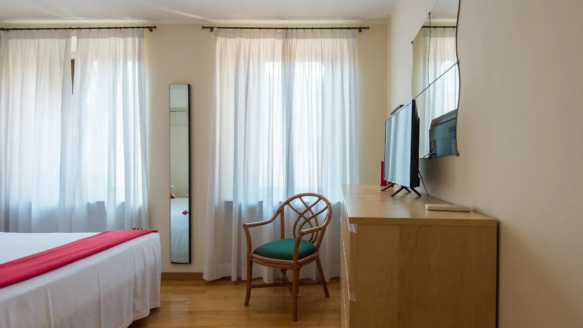 Spanish Steps Vittoria Apartment Rome