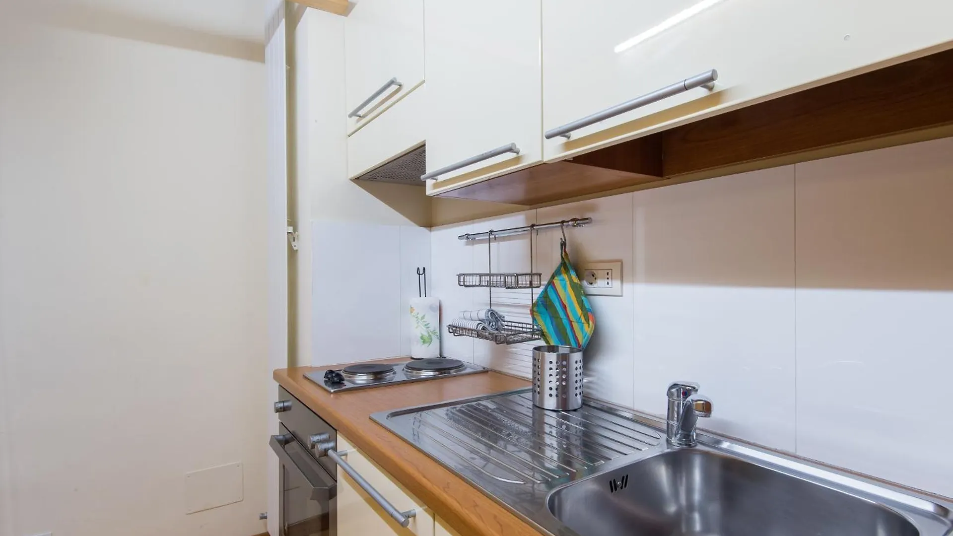 Spanish Steps Vittoria Apartment Rome Italy