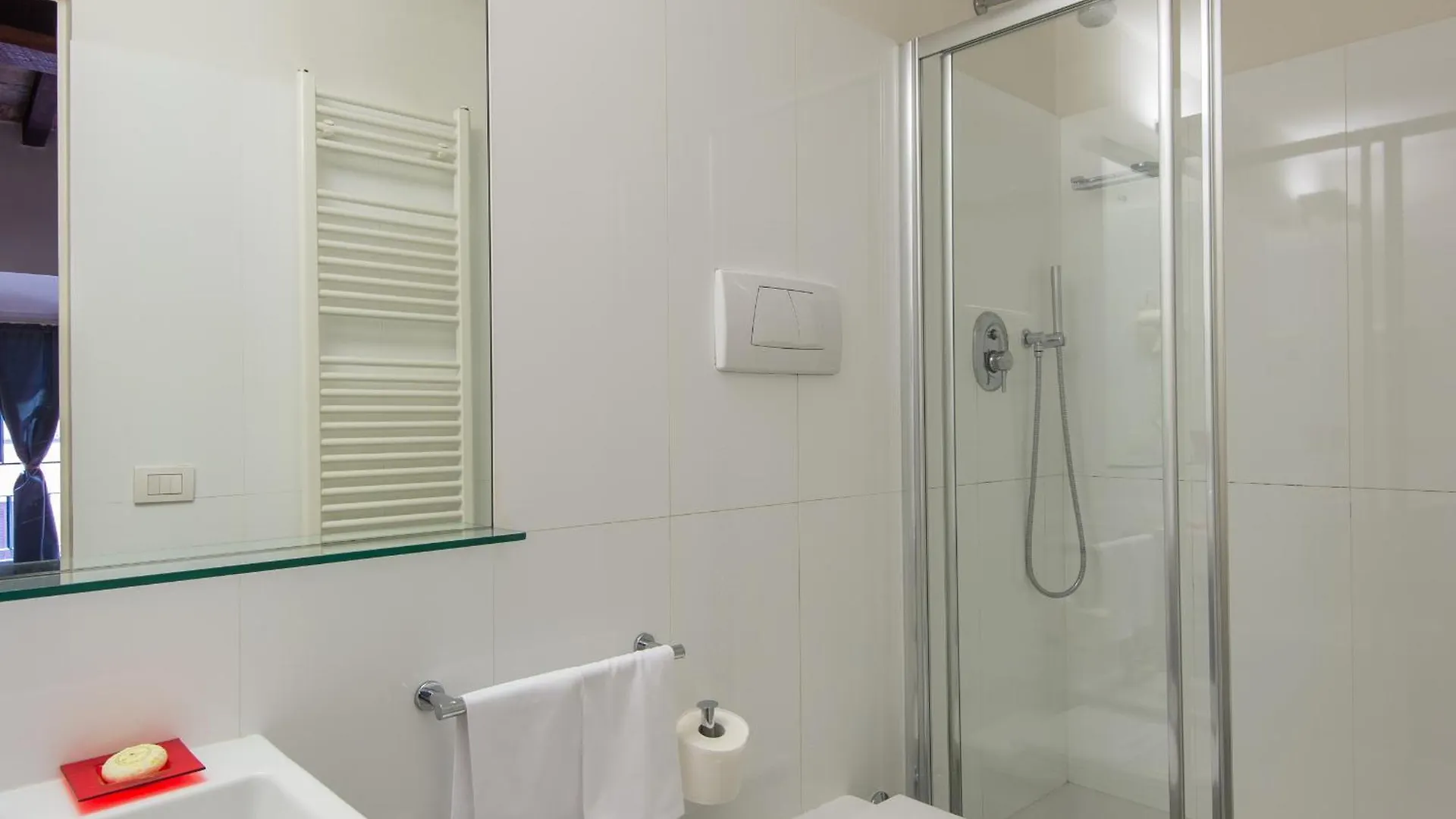 Spanish Steps Vittoria Apartment Rome